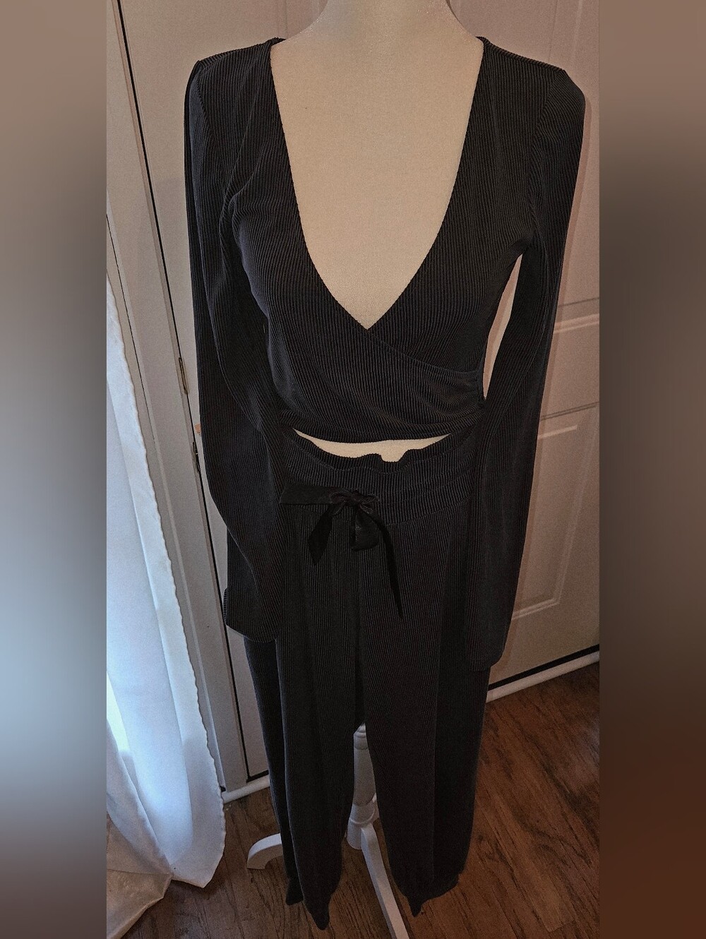 Victoria's Secret Dark Blue Ribbed Wrap Crop Top & Pants/Loungewear -Size Small
